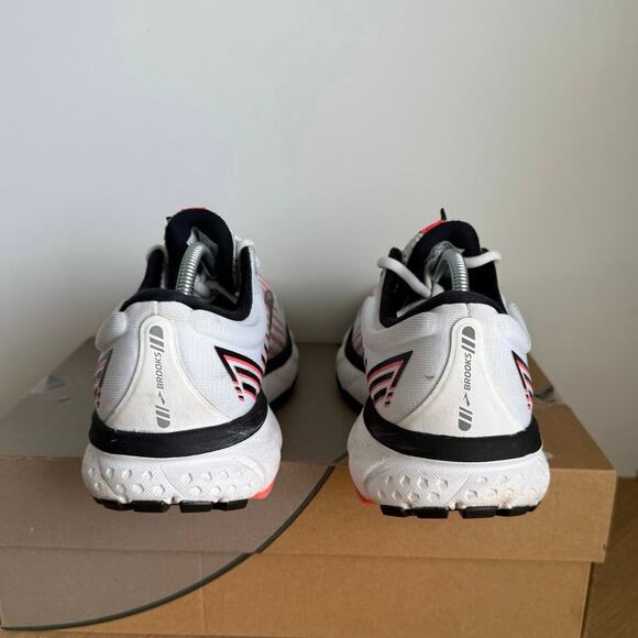 Brooks Ghost 13 White/Black Women Running Sneakers- SZ 9 - Picture 12 of 16